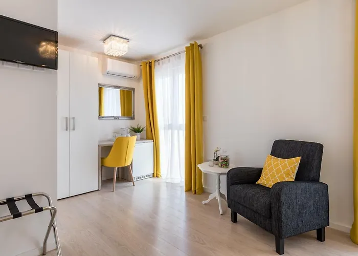 Luxury & Stella Maris *