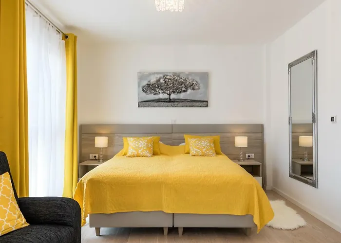 Апартаменти Luxury & Stella Maris Спліт