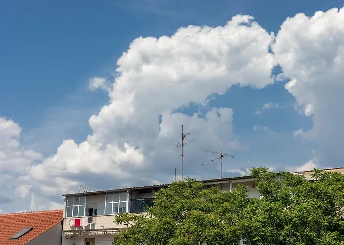 Luxury & Stella Maris