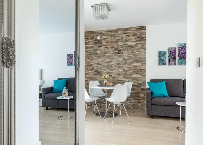 Luxury & Stella Maris Спліт